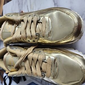 Gold and Tan Low-Top Sneakers with Metallic Finish